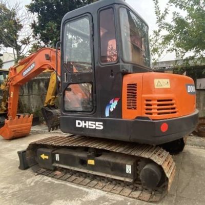ที่ดินการเกษตร ใช้เครื่องขุดขนาดเล็ก DOOSAN 55 Crawler Excavator เครื่องก่อสร้าง