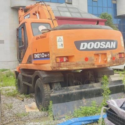 Doosan 210w อุปกรณ์ก่อสร้างมือสอง เครื่องขุดไฮดรอลิกครอลเลอร์ 19800 kg