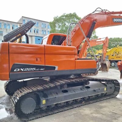 มือสอง DOOSAN เครื่องขุดน้ํา DH225 อุปกรณ์ขุดที่ใช้