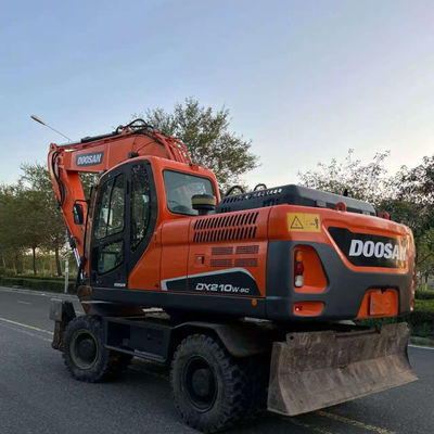 Doosan DX210W เครื่องขุดล้อมือสอง ไฮดรอลิก มินิ ถังมือสอง 20100 kg