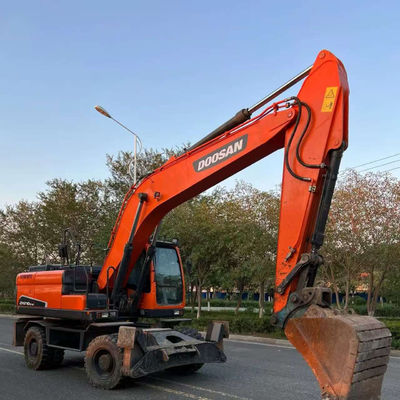 Doosan DX210W เครื่องขุดล้อมือสอง ไฮดรอลิก มินิ ถังมือสอง 20100 kg