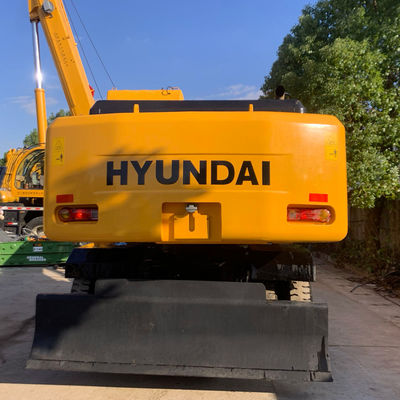 HYUNDAI 210W-7 เครื่องขุดล้อเก่า อุปกรณ์ก่อสร้างที่ใช้ 124KW สําหรับการเหมืองแร่