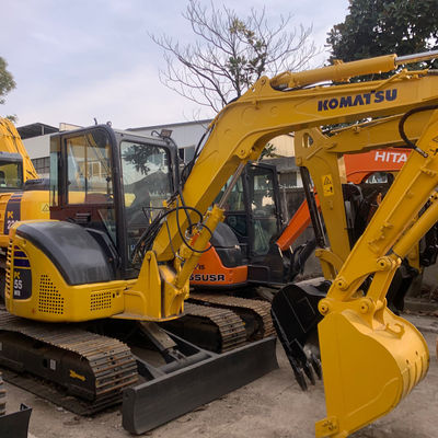 เครื่องขุดไฮดรอลิกครอลเลอร์มือสอง Komatsu Pc55 5160kg สําหรับการขุดพื้นฐาน