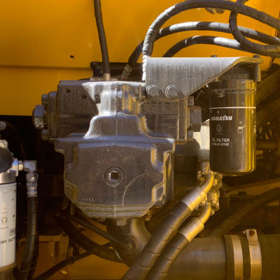 เครื่องขุด Komatsu PC200 มือสอง เครื่องจักรกลก่อสร้าง