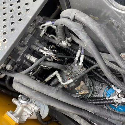 บํารุงรักษาดี Volvo Hydraulic Excavator Volvo 150D เครื่องมือก่อสร้างเก่า