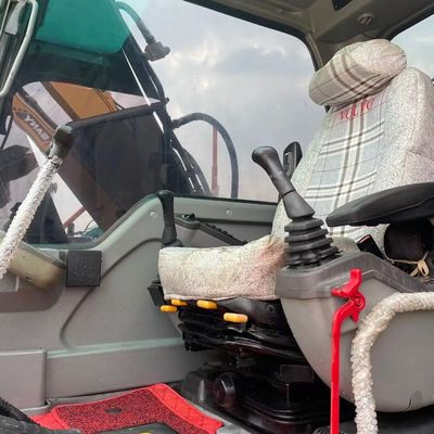 บํารุงรักษาดี Volvo Hydraulic Excavator Volvo 150D เครื่องมือก่อสร้างเก่า