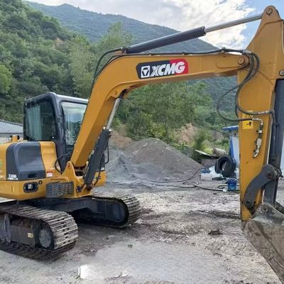 เครื่องยนต์ไดเซล ใช้เครื่องขุดเล็ก XCMG XE60DA เครื่องขุดไฮดรอลิกครอลเลอร์