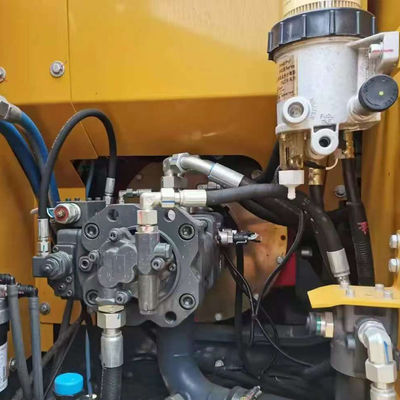 เครื่องขุดไฮดรอลิก XCMG XE135 ที่ใช้งานหนัก