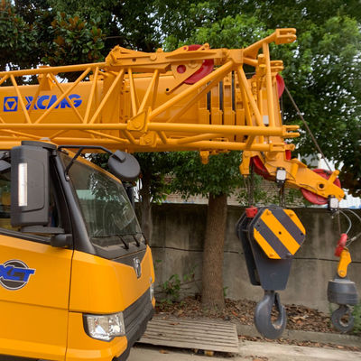 เครื่องขุดมือสองที่มีเสียงเสียงต่ํา XCMG XCT25 เครื่องขุดล้อมือสอง 75km/H