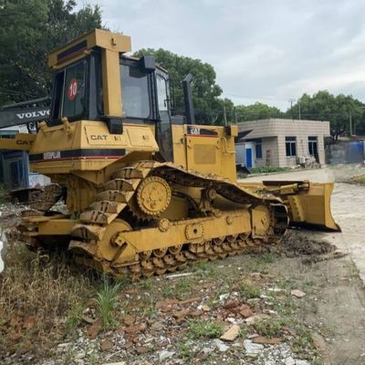 เครื่องบูลโดเจอร์ CAT D5N ที่ใช้แรง 120 HP ขนดินสําหรับอุตสาหกรรมเหมืองแร่