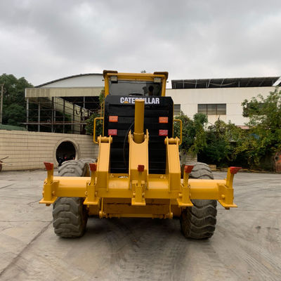 CAT 140H ที่น่าเชื่อถือ เครื่องปรับปรุงมอเตอร์มือสอง 138kW 2000rpm เครื่องปรับปรุงมือสองสําหรับการก่อสร้าง